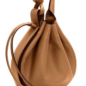 Behno Ina Bag Medium Milled in Almond